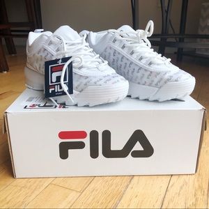 NEW FILA DISRUPTER CLEAR LOGOS SIZE 6